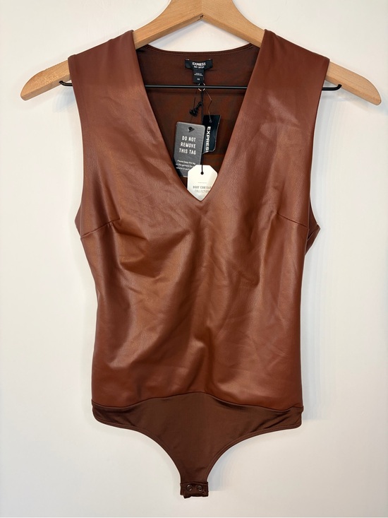 Express Tops - Express Women’s Body Contour Brown Faux Leather V Neck Bodysuit, Size XS